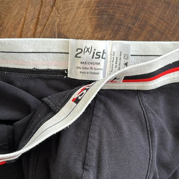 2(x)ist - Picture 4 of 8